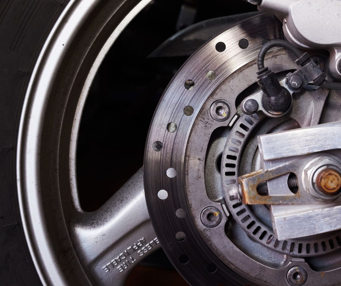 Frenata in Moto d'Emergenza Come farla in Moto in Sicurezza