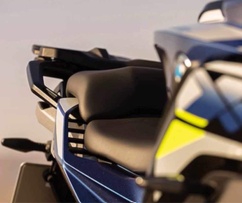 S 1000 XR B M W Moto da touring sportiva e agile S 1000 XR B M W Moto da touring sportiva e agile